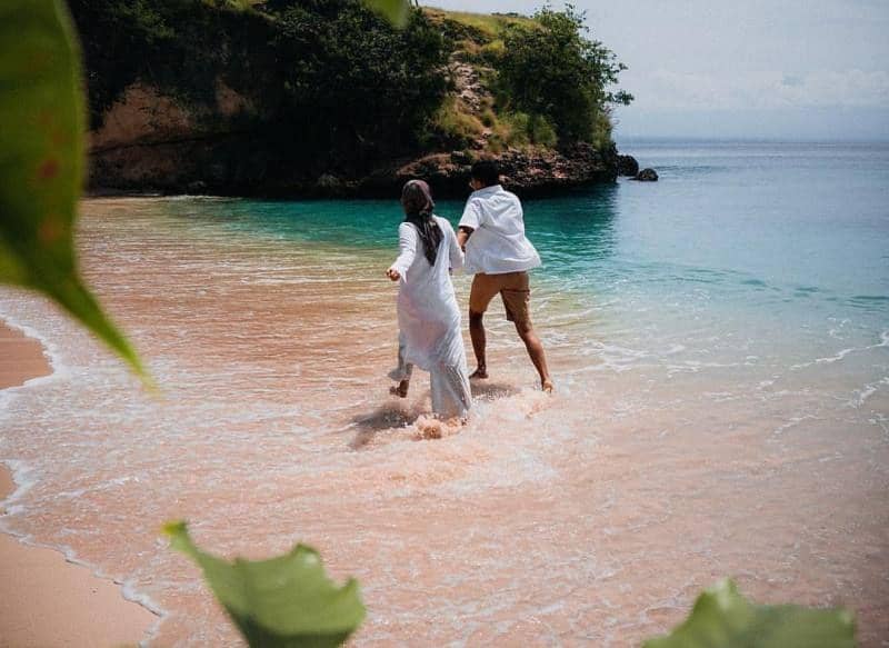 instagram.com/ferrywdntra