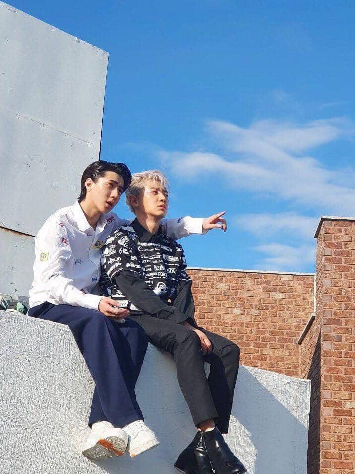 instagram.com/weareone.exo