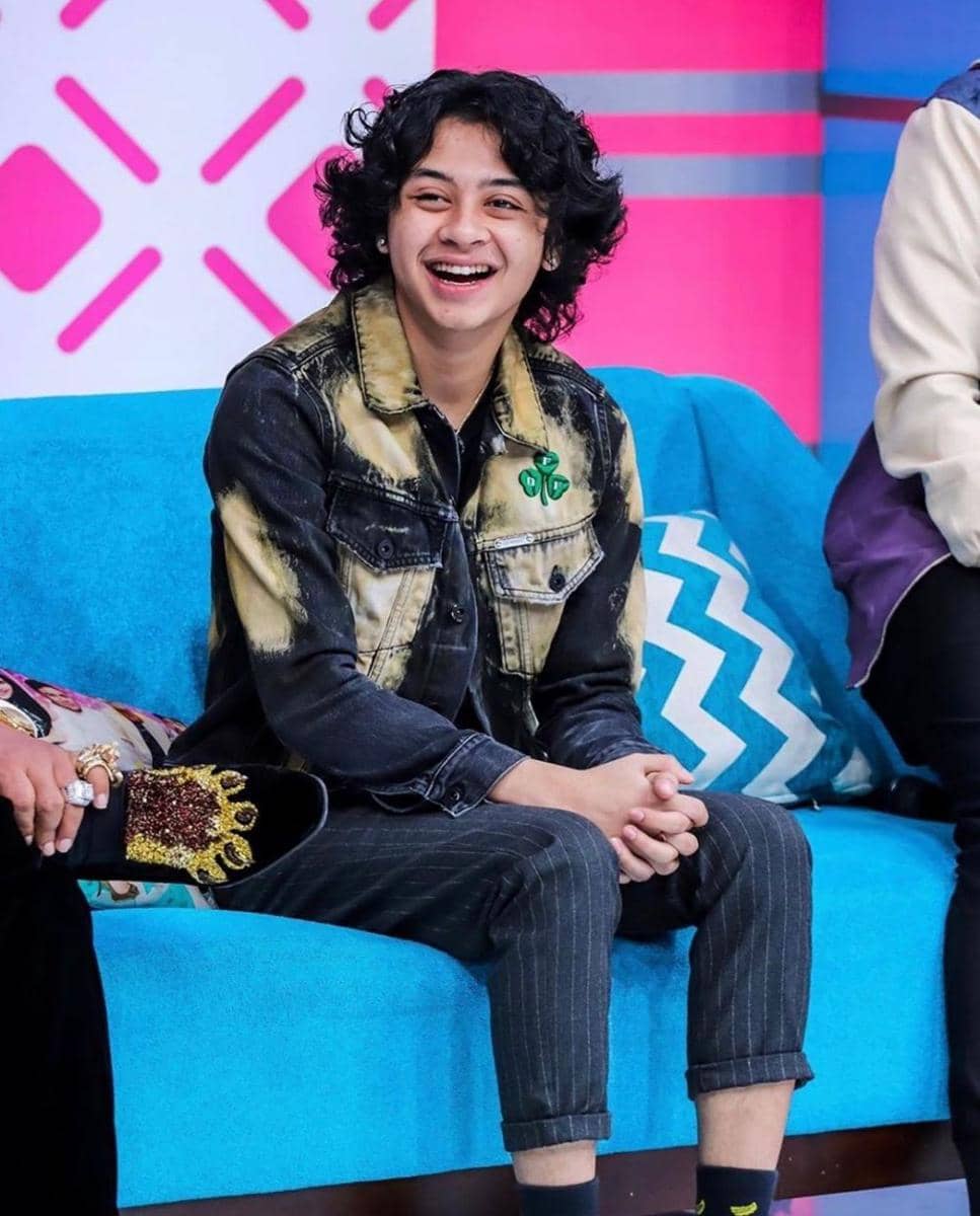 Instagram.com/bastiansteel