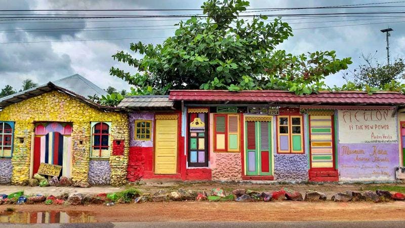 instagram.com/putriuphu