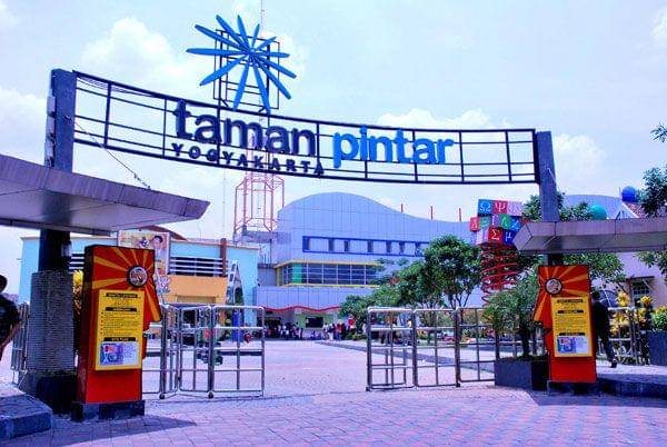 visitjogja.home.blog