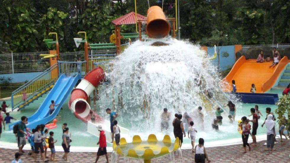 tamanwisatamatahari.id