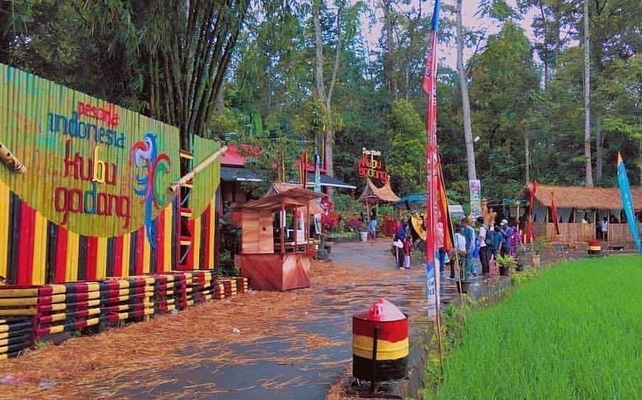 posmetropadang.co.id