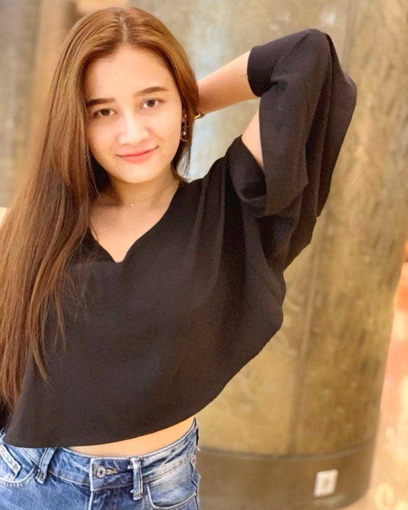 instagram.com/lia_triomacan