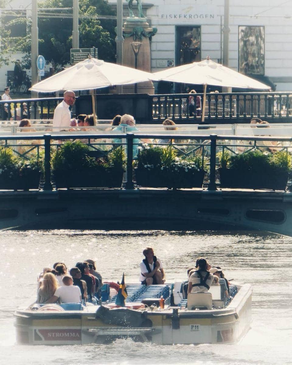 instagram.com/raktgenomstan