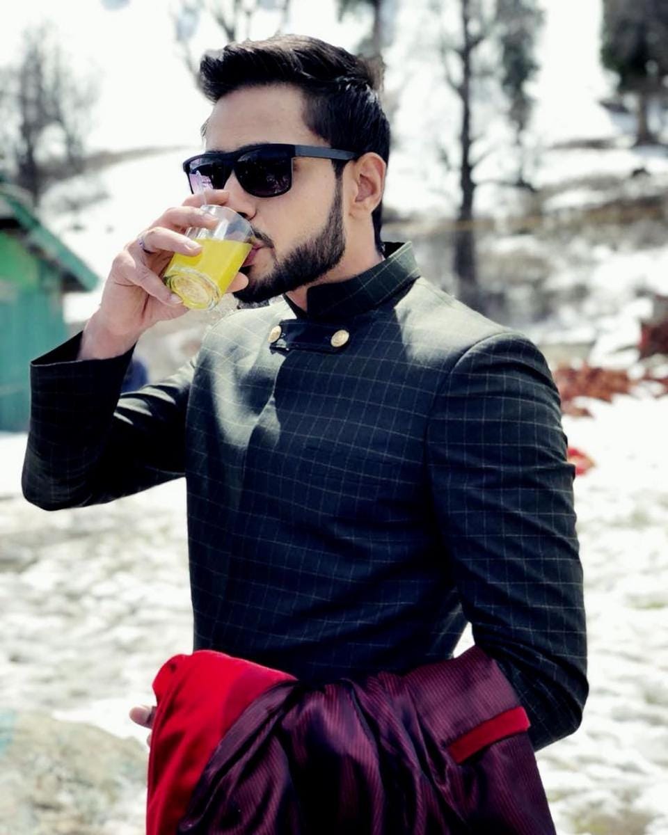 Instagram.com/adnan_a_khan