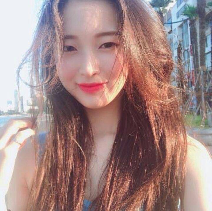 Instagram.com/arinarchive