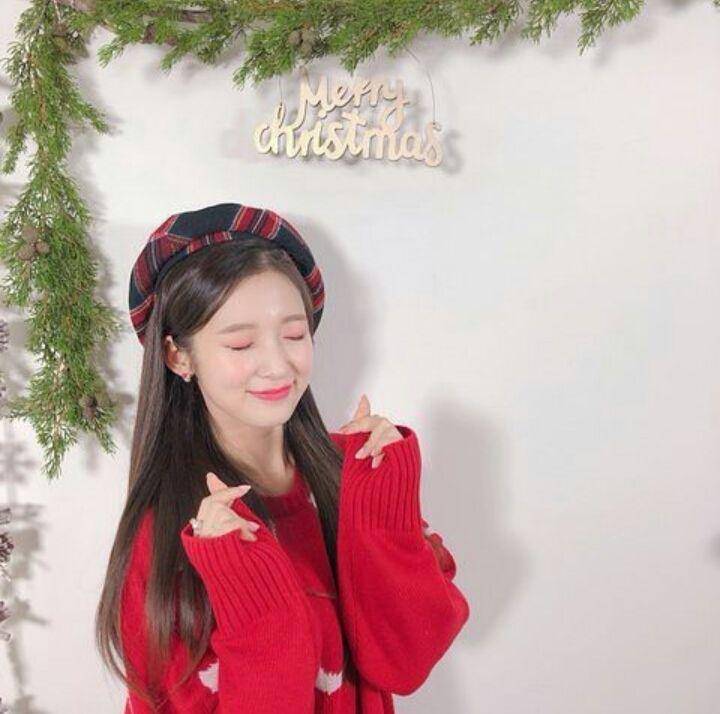 Instagram.com/arinarchive