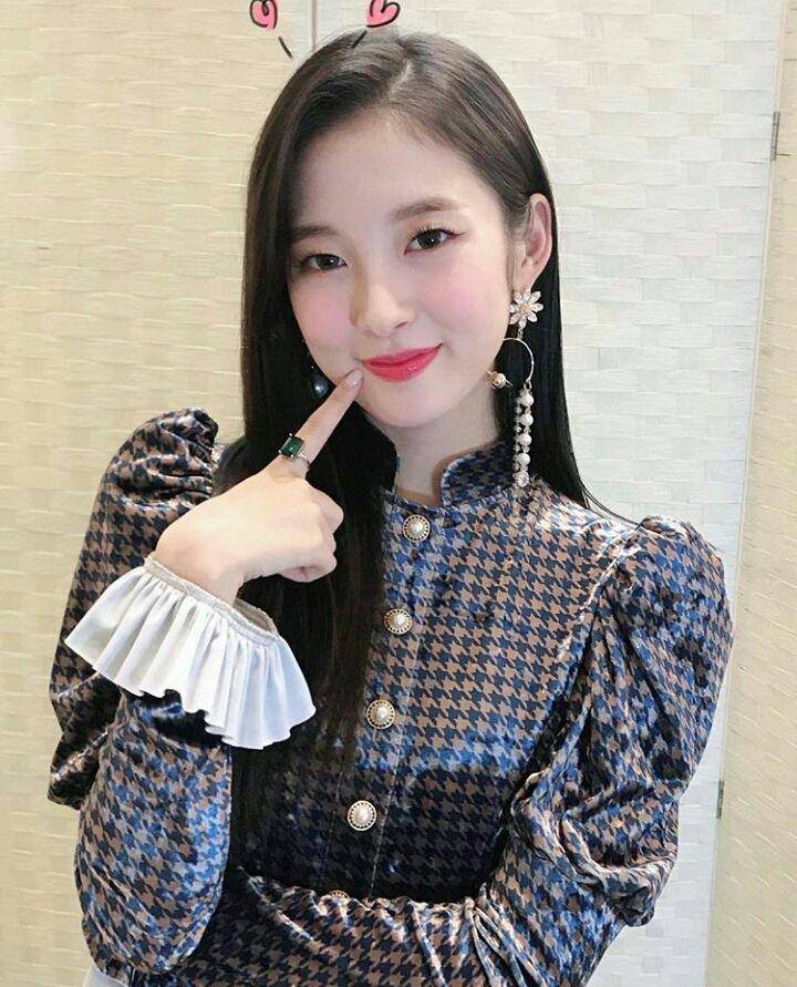 Instagram.com/arinarchive