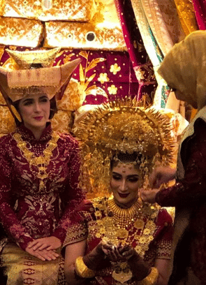 instagram.com/reginades