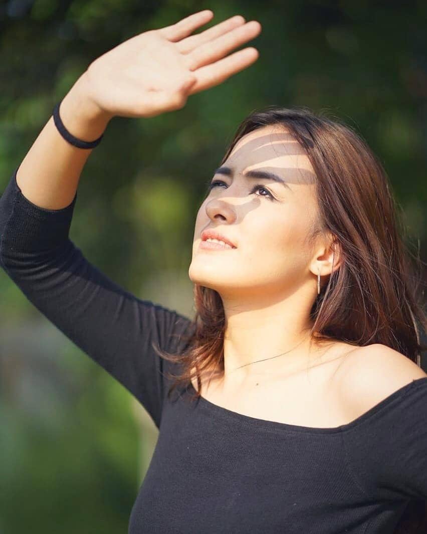 instagram.com/mawar_eva