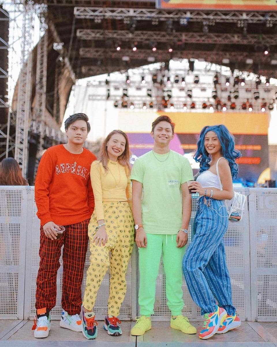 instagram.com/awkarin