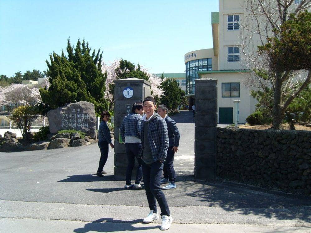 twitter.com/NUEST_ASIA