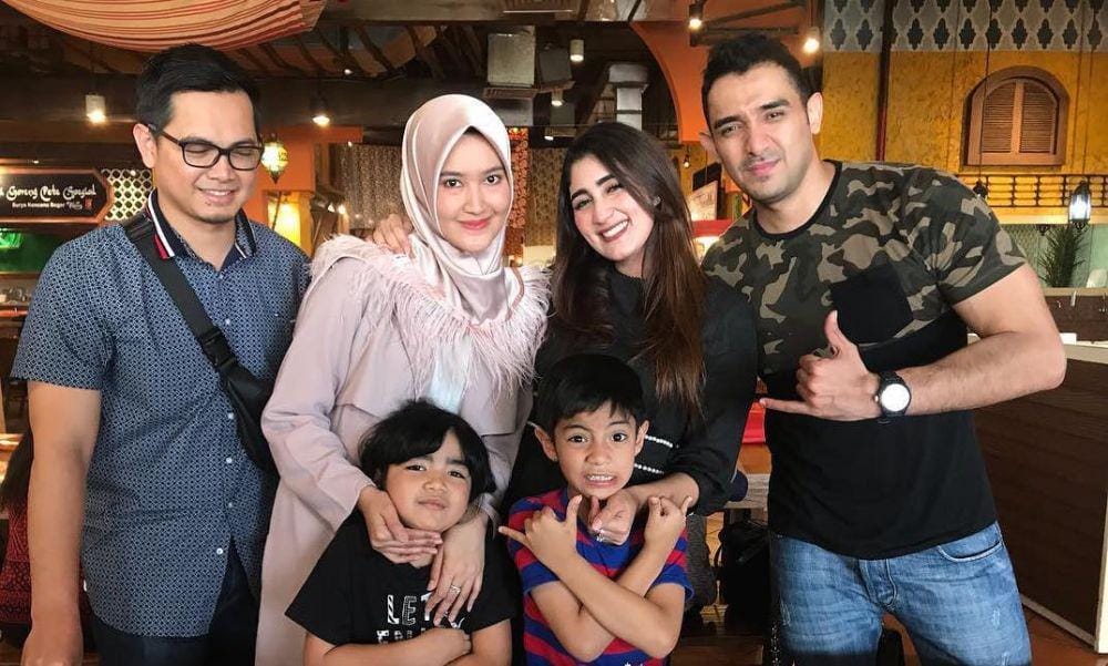 instagram.com/tanianadiraa