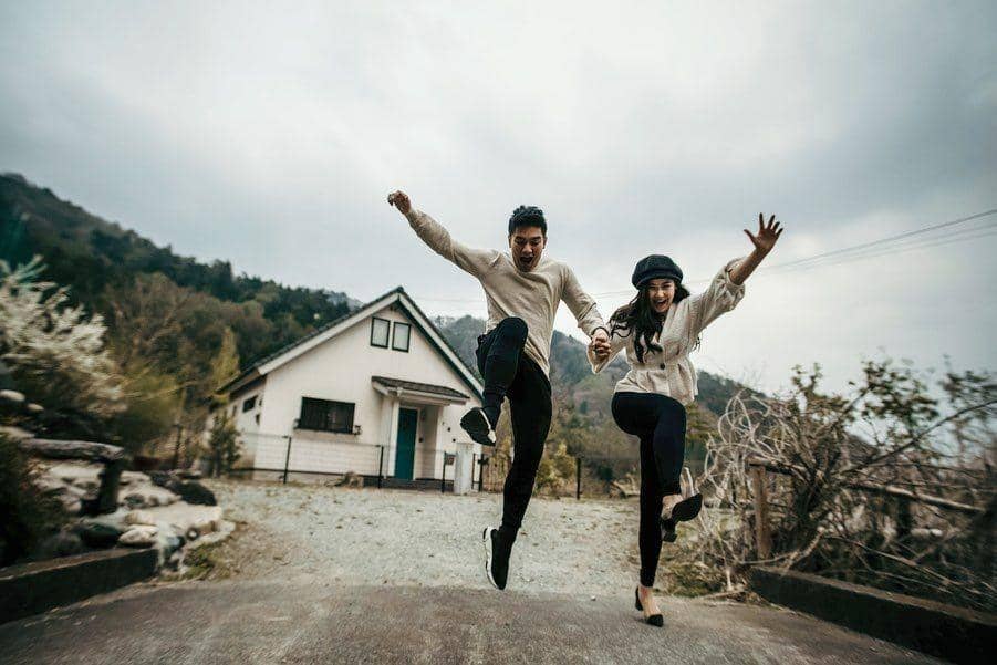 instagram.com/karbearv