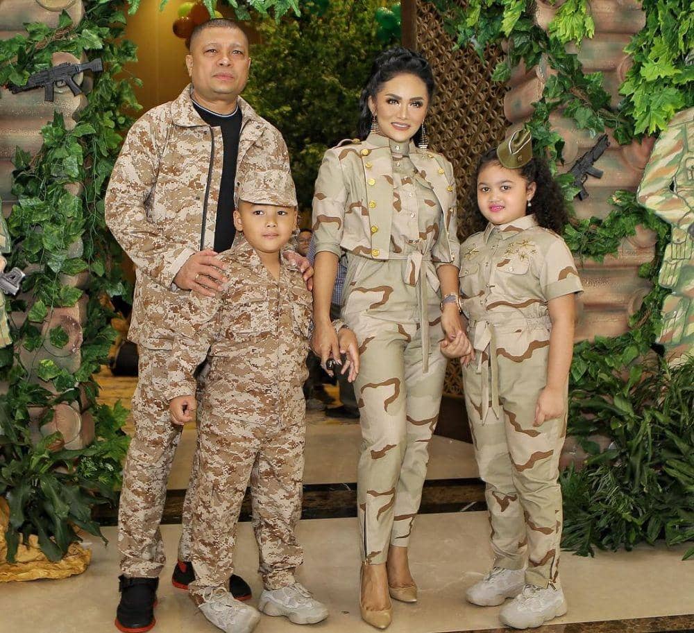 instagram.com/krisdayantilemos