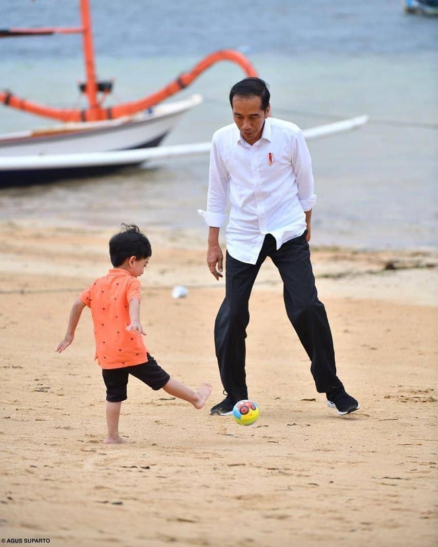 instagram.com/jokowi