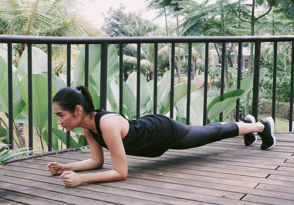 instagram.com/nikenanjanii