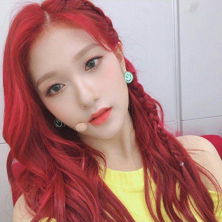 Instagram.com/officialfromis_9