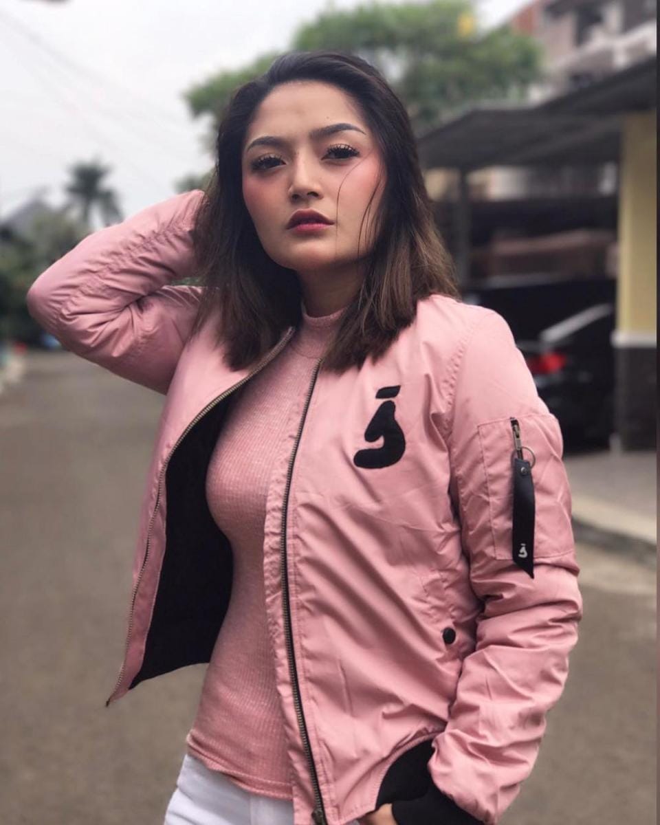 Instagram.com/sitibadriahh