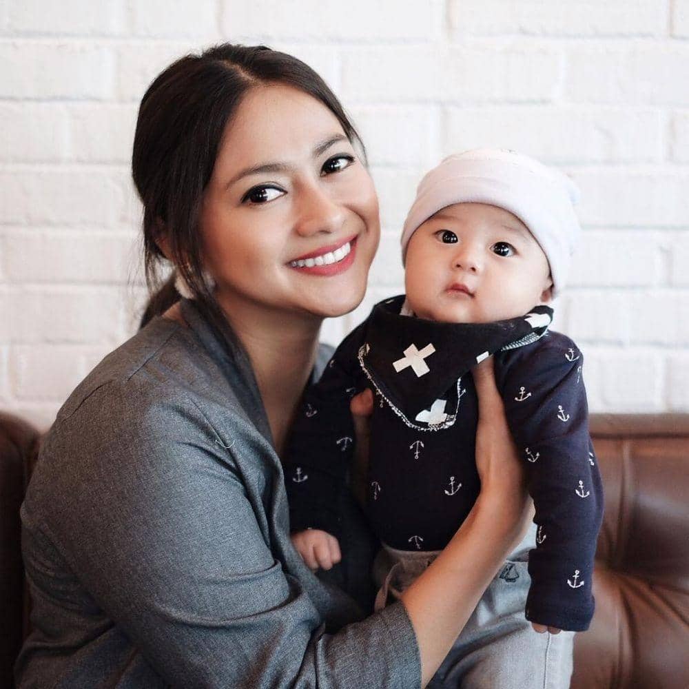 instagram.com/riniyulianti