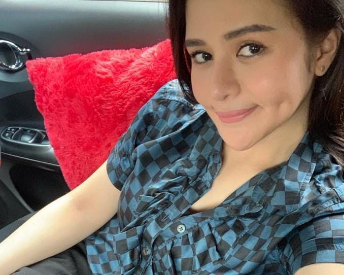 instagram.com/tamee_irelly