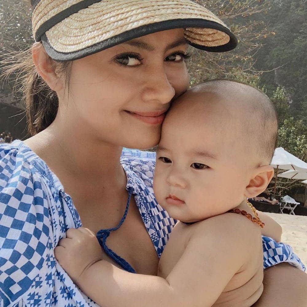 instagram.com/riniyulianti