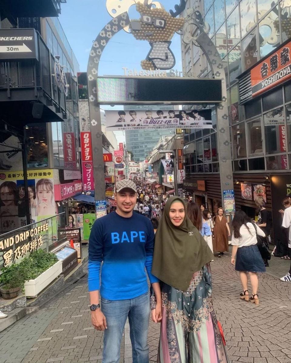 instagram.com/kartikaputriworld