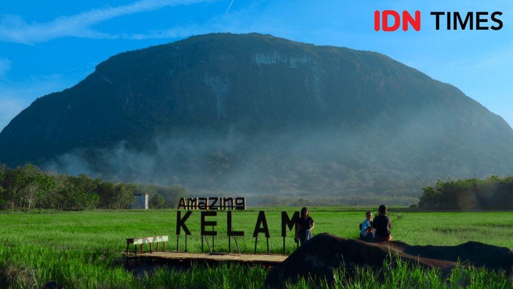 Bukit Kelam (IDN Times/Aldila Muharma)