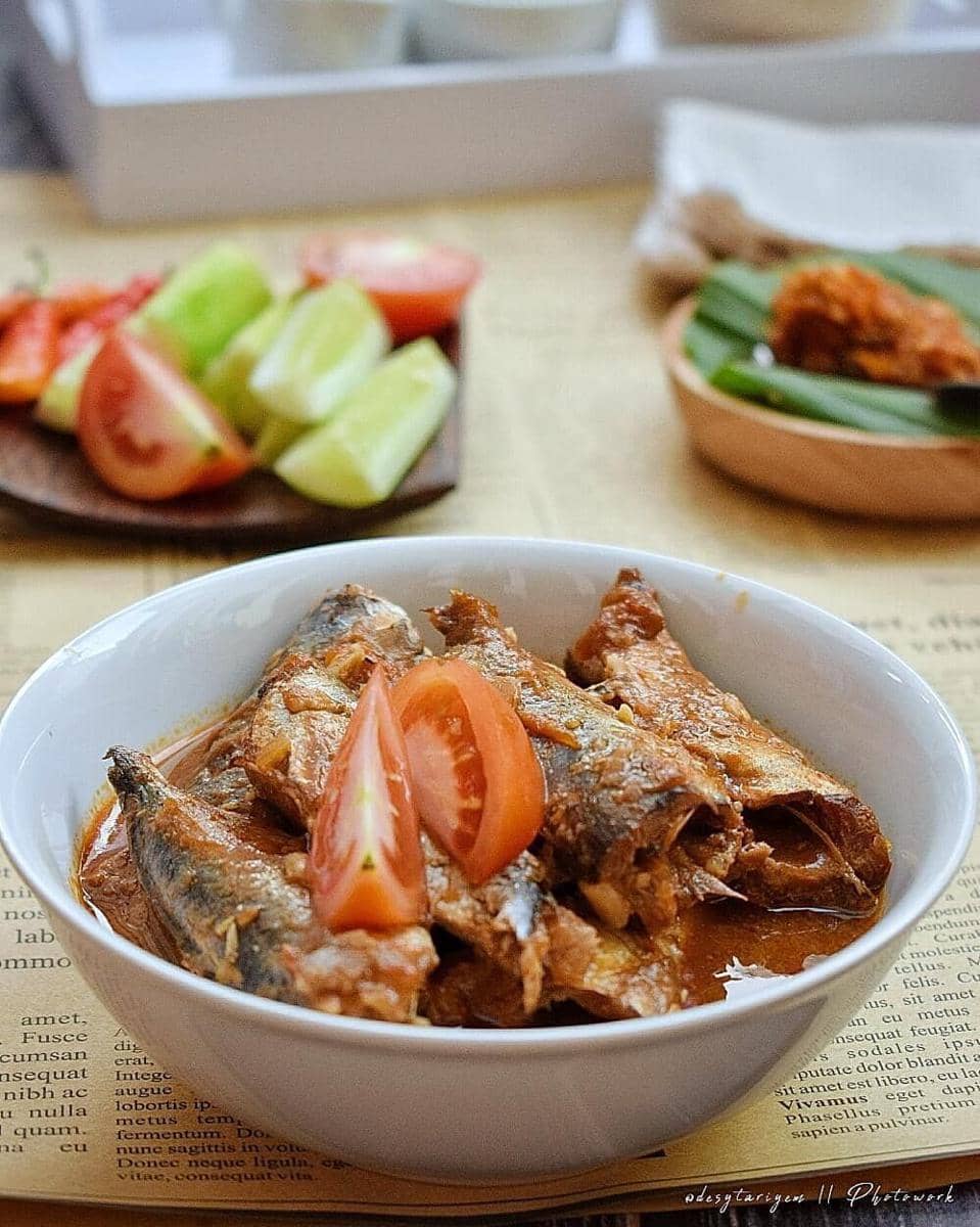 Instagram.com/desytariyem