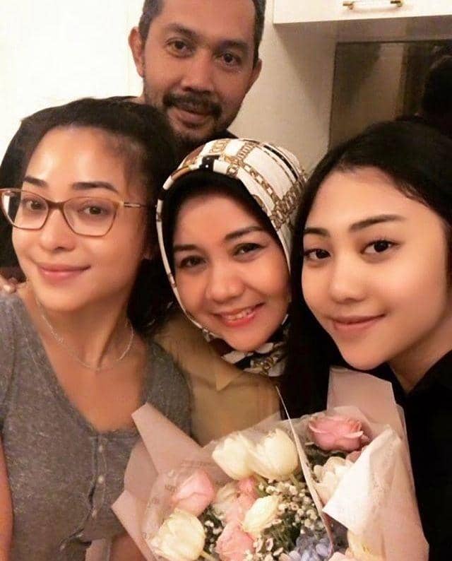 instagram.com/yorafebrina