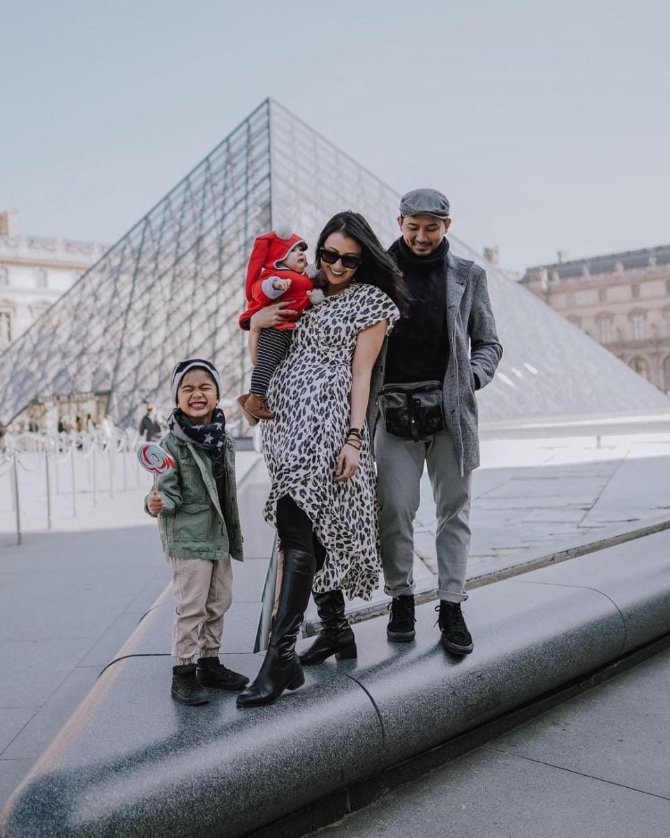 instagram.com/mrssharena