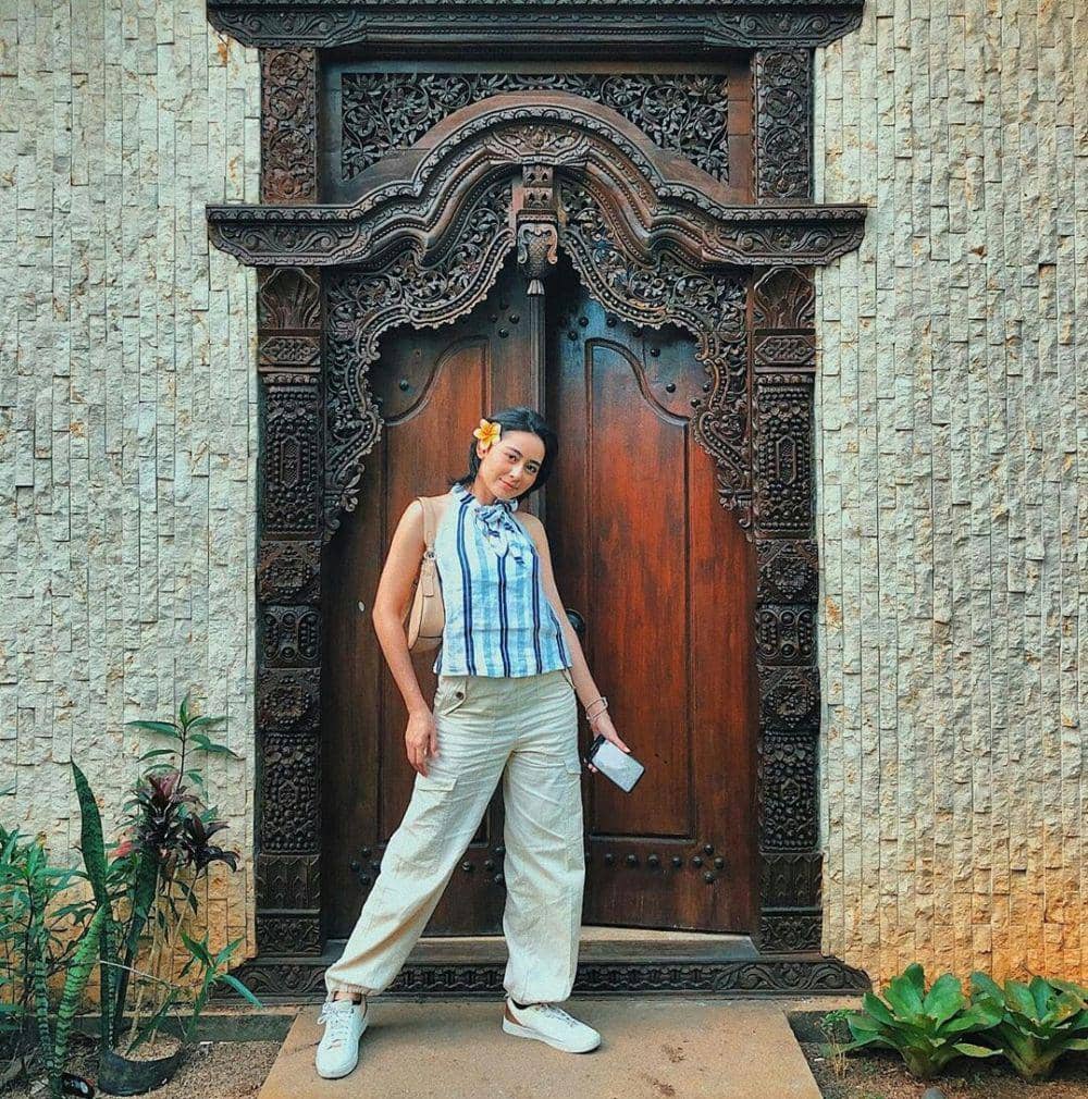 Instagram.com/laura_theux