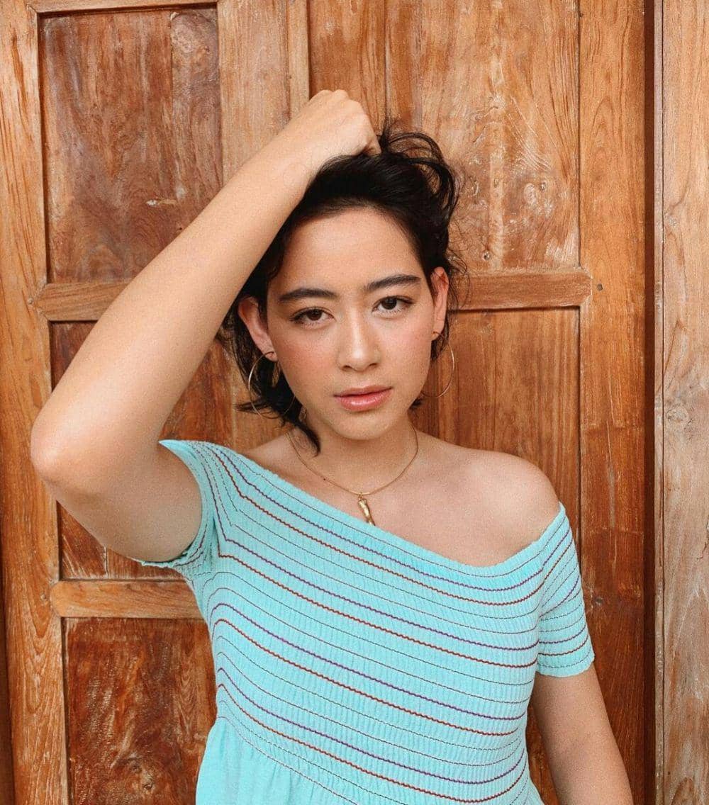 Instagram.com/laura_theux