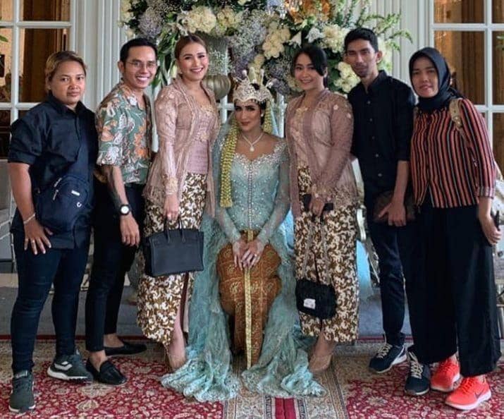 instagram.com/ayutingting92