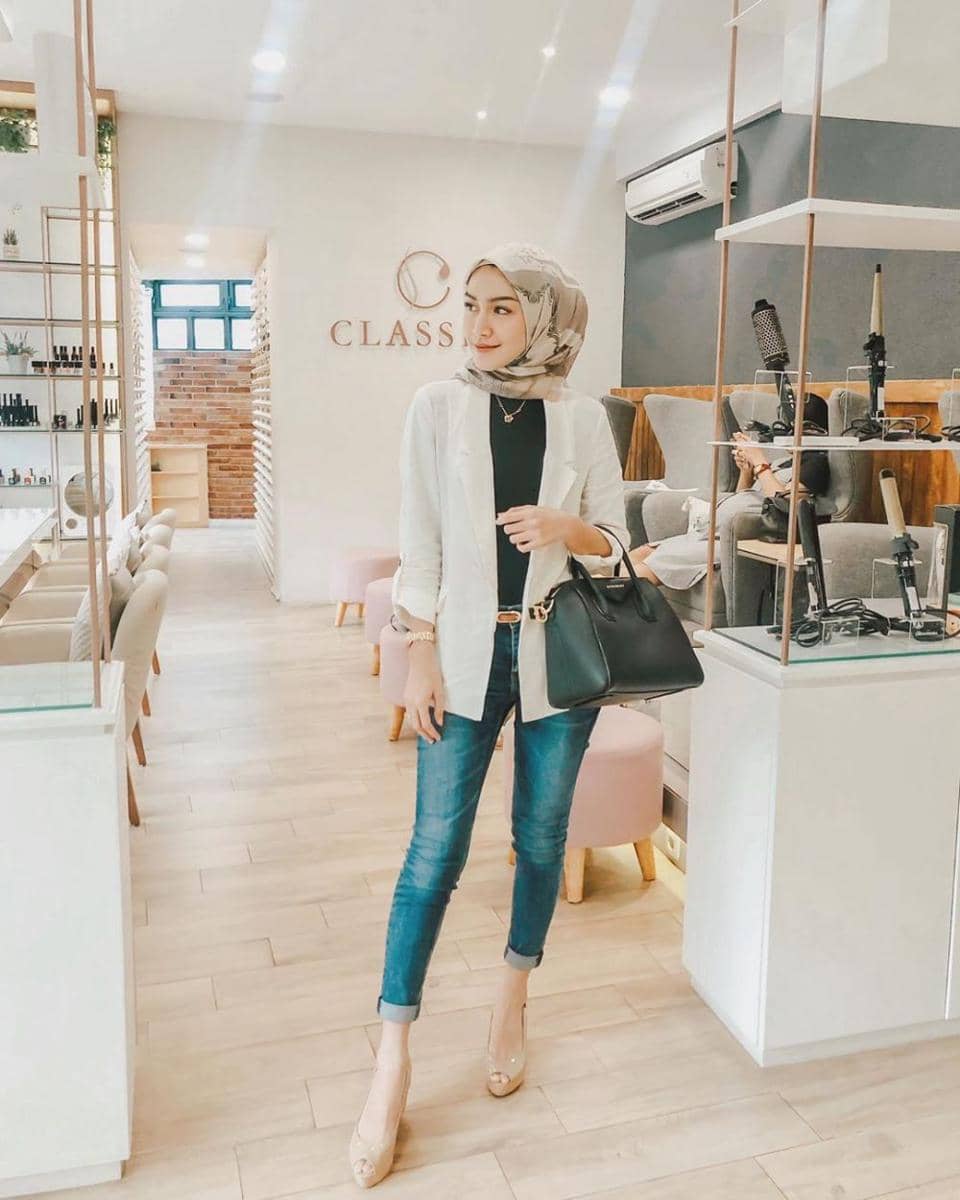 instagram.com/melodyprima