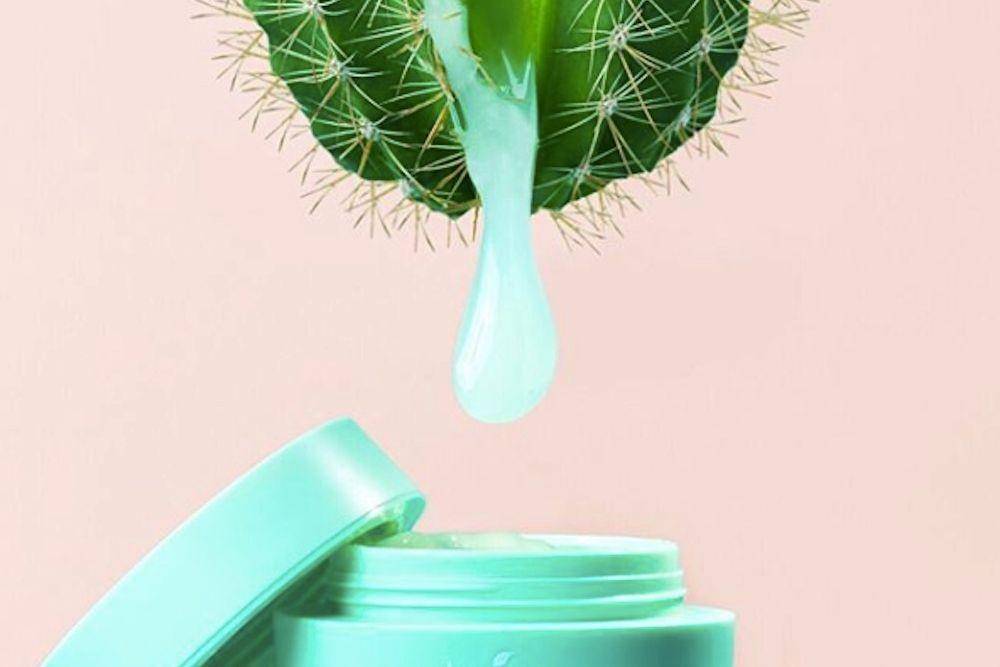 hellogiggles.com