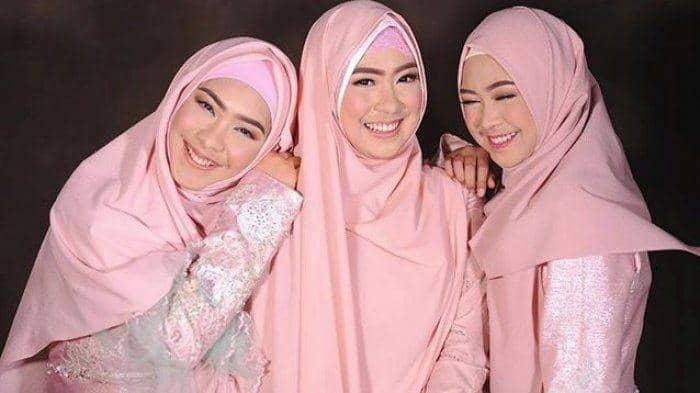 instagram.com/riaricis1795/