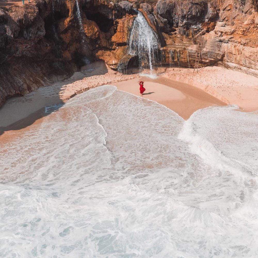 instagram.com/xiaolingchan