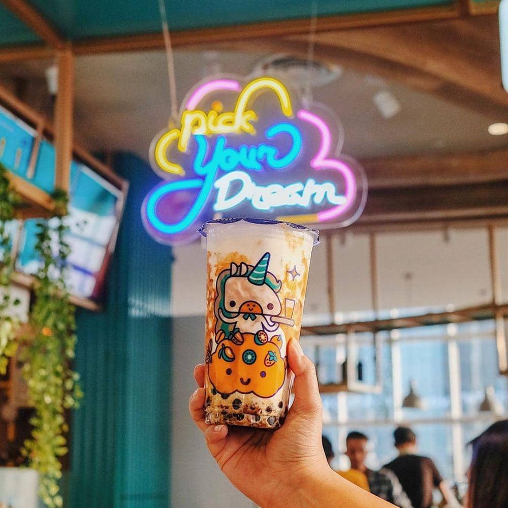 instagram.com/jenureats