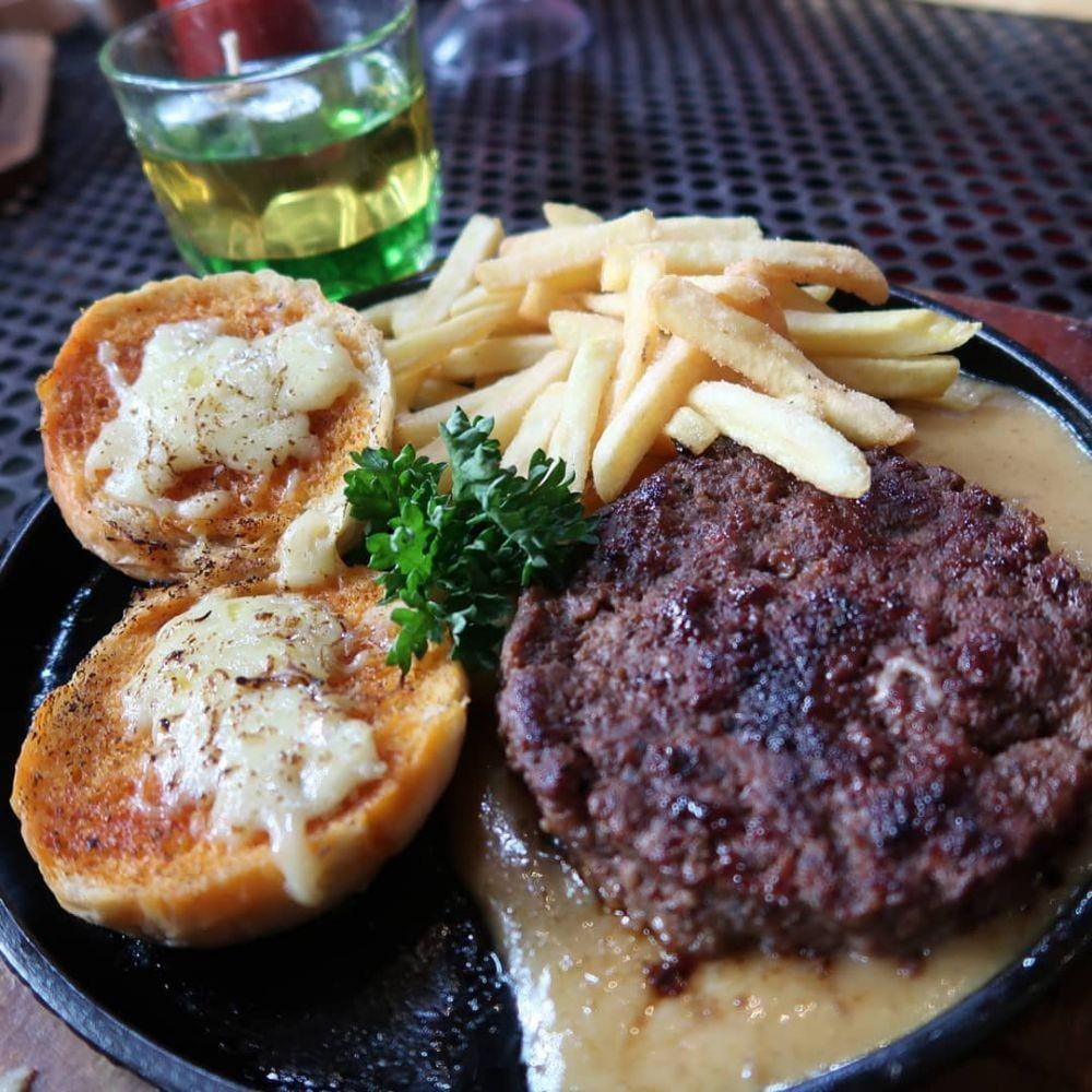 instagram.com/satriobimoo