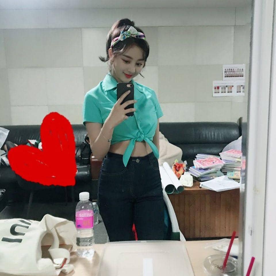 instagram.com/twicetagram