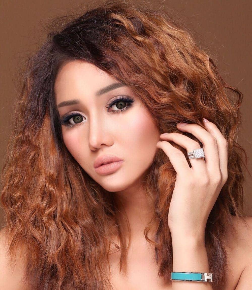 instagram.com/lucintaluna