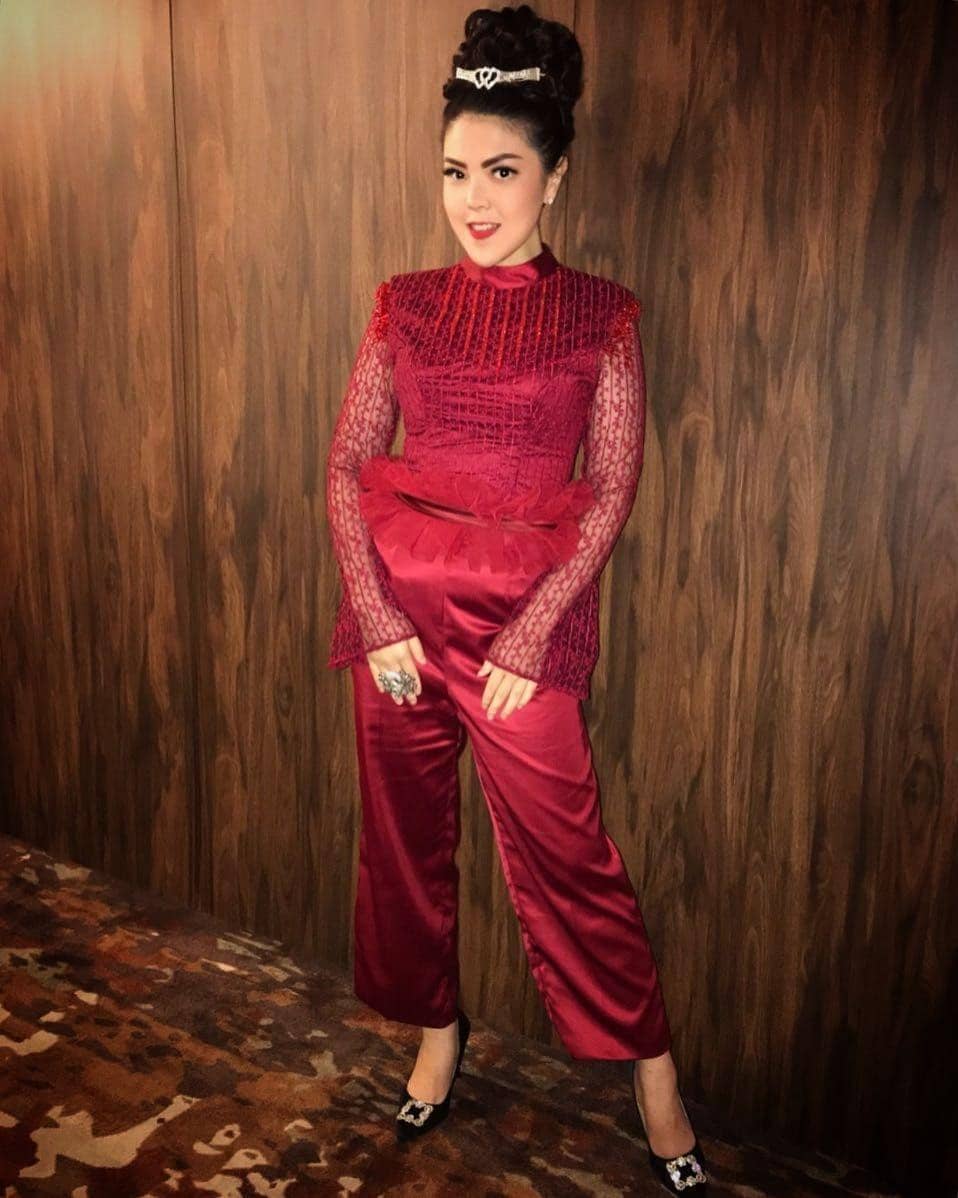 instagram.com/tinatoon101