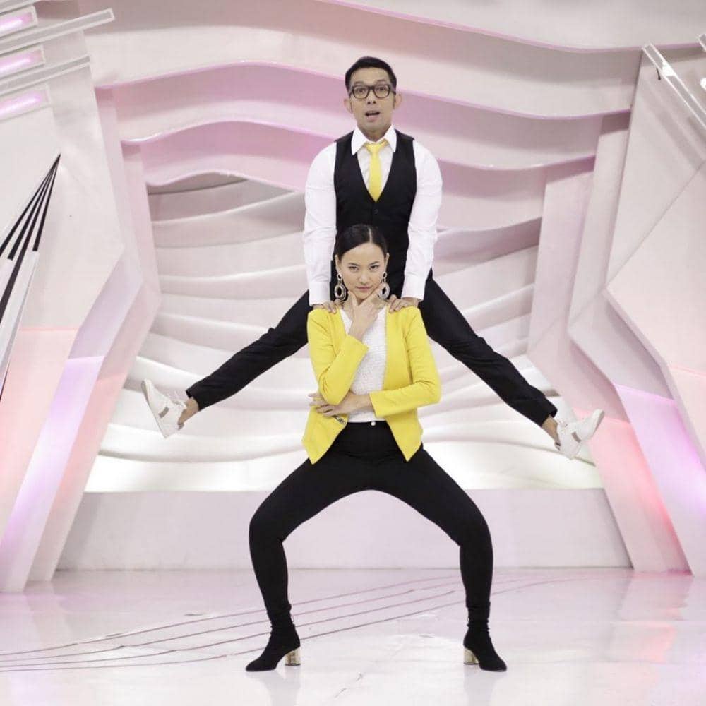 instagram.com/indraherlambang