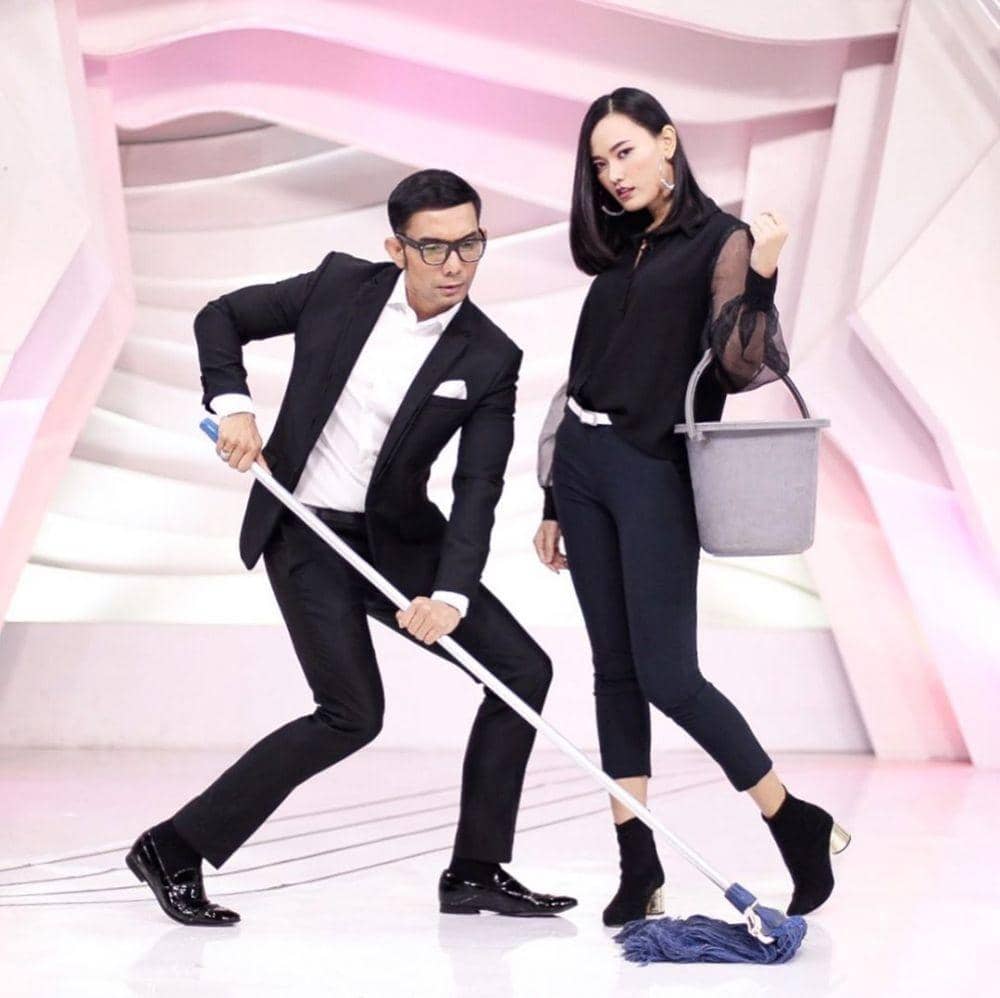 instagram.com/indraherlambang