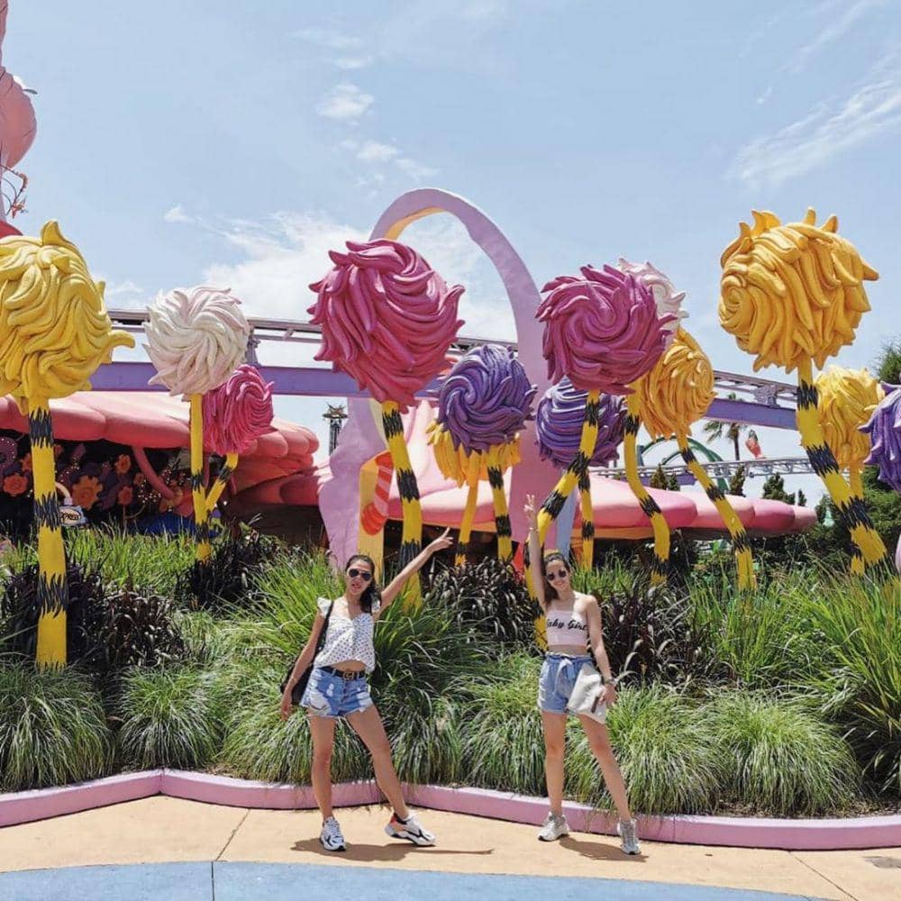 instagram.com/theresawienathan