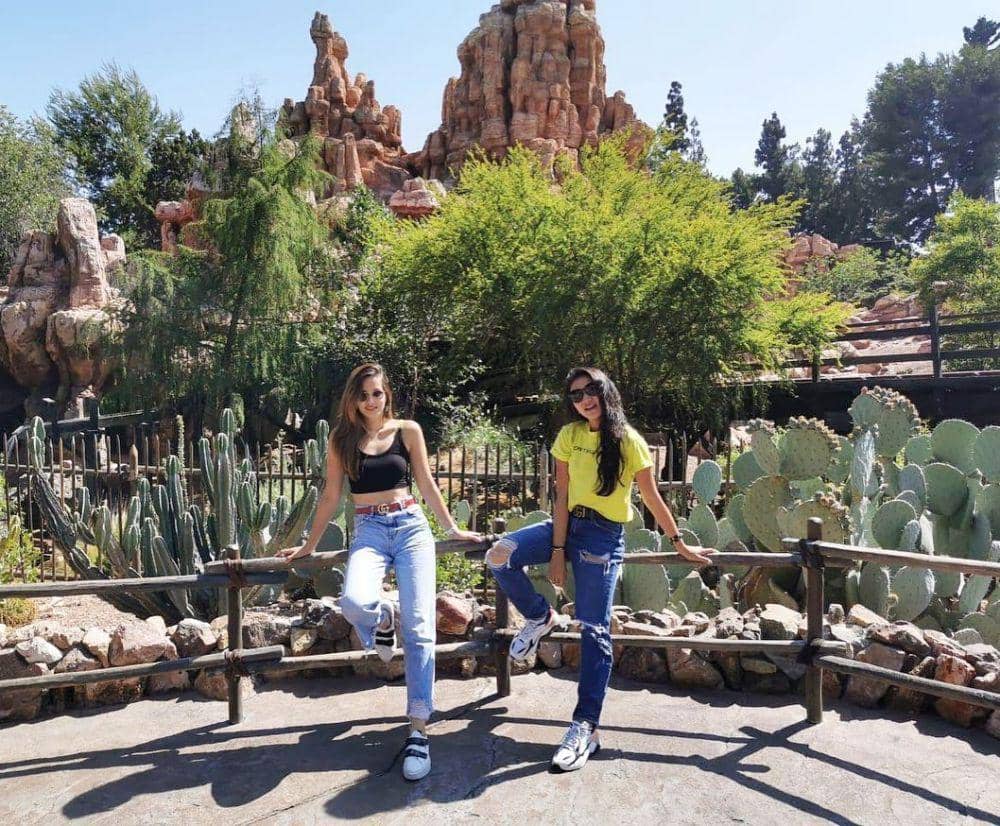 instagram.com/theresawienathan