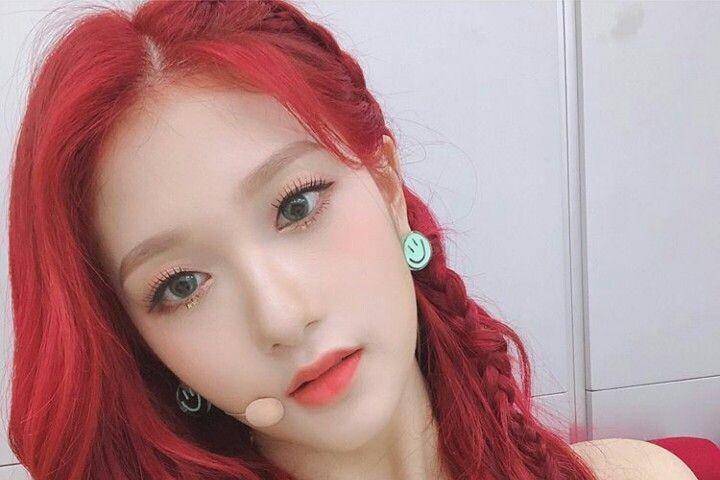 Instagram.com/officialfromis_9