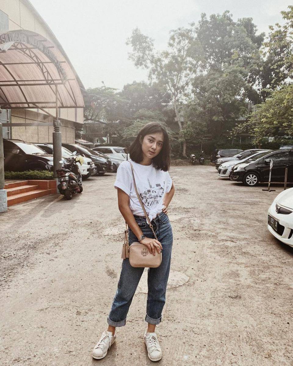 instagram.com/rahmaniaastrini
